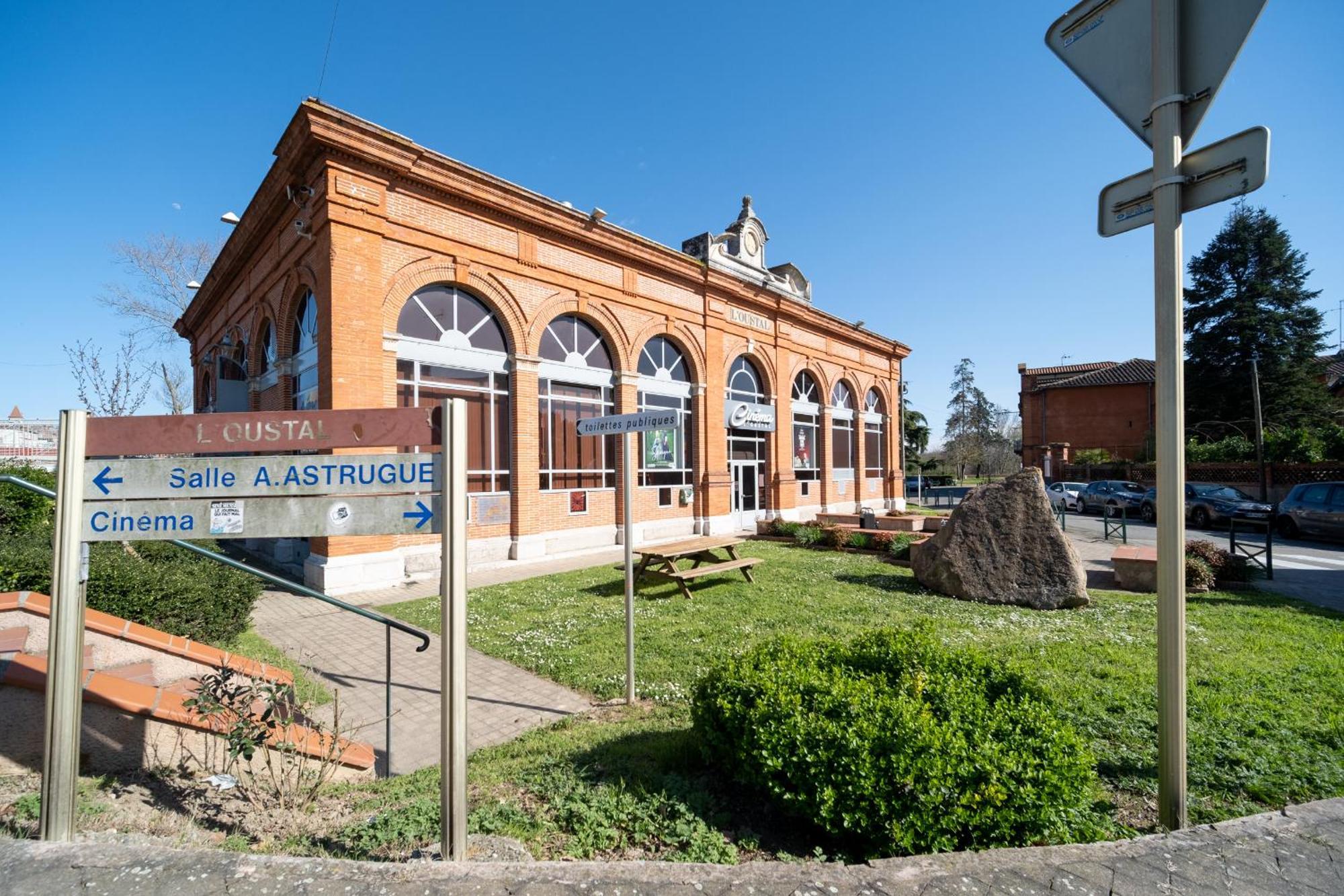 Evasions-Eclipse, Centre-Ville, Gare Auterive  Екстер'єр фото